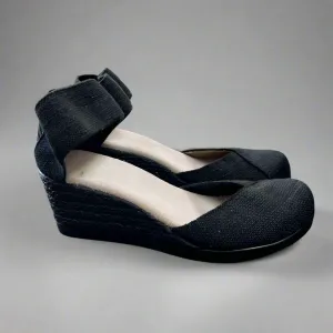 Charleston Shoe Co. black OBX wedge espadrille, size 8