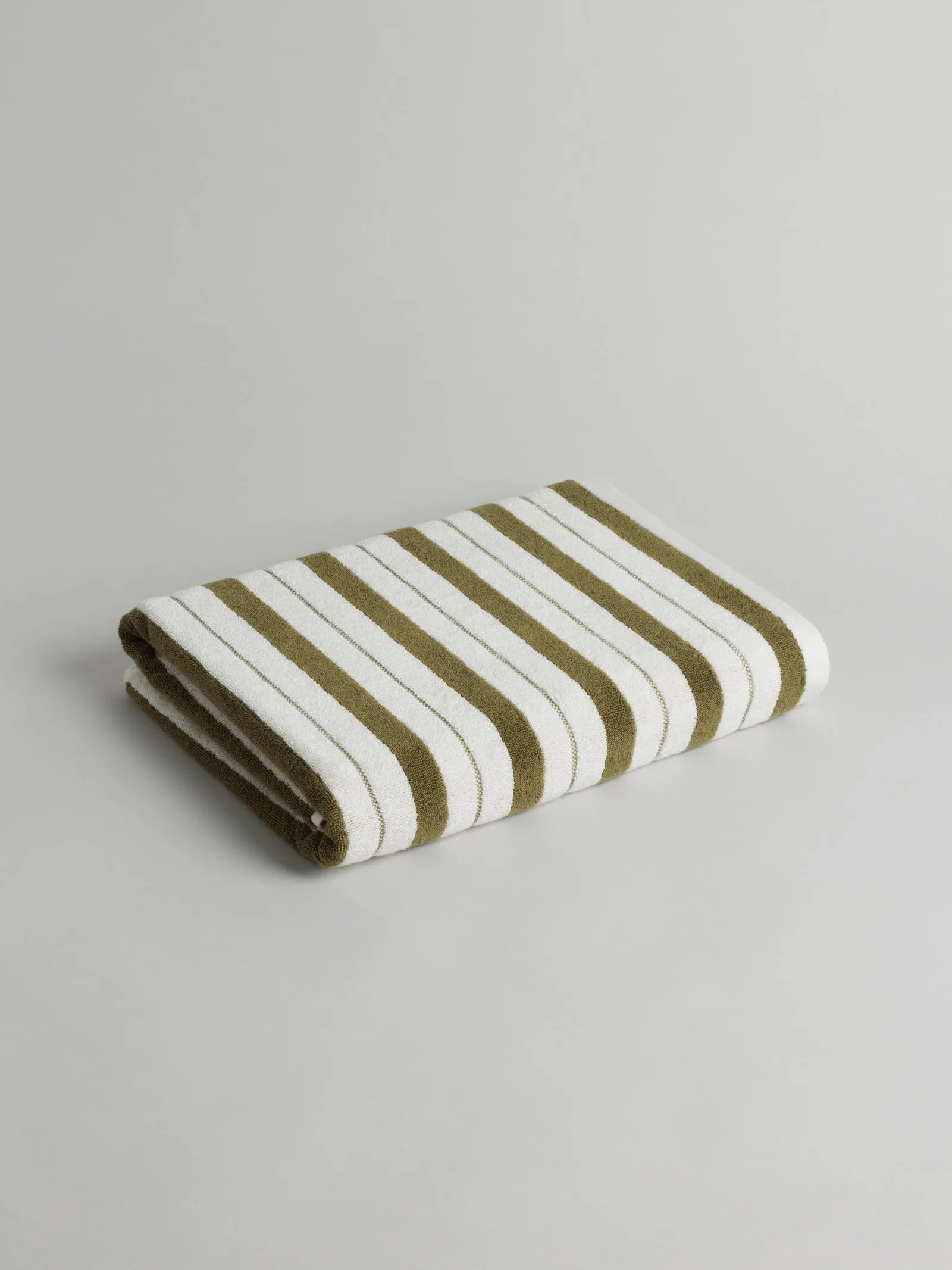 Madison Bath Sheet - Caper/Chalk