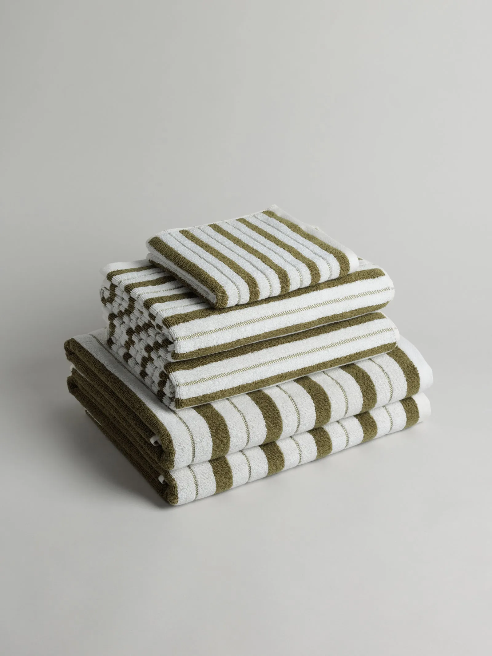 Madison Bath Sheet - Caper/Chalk