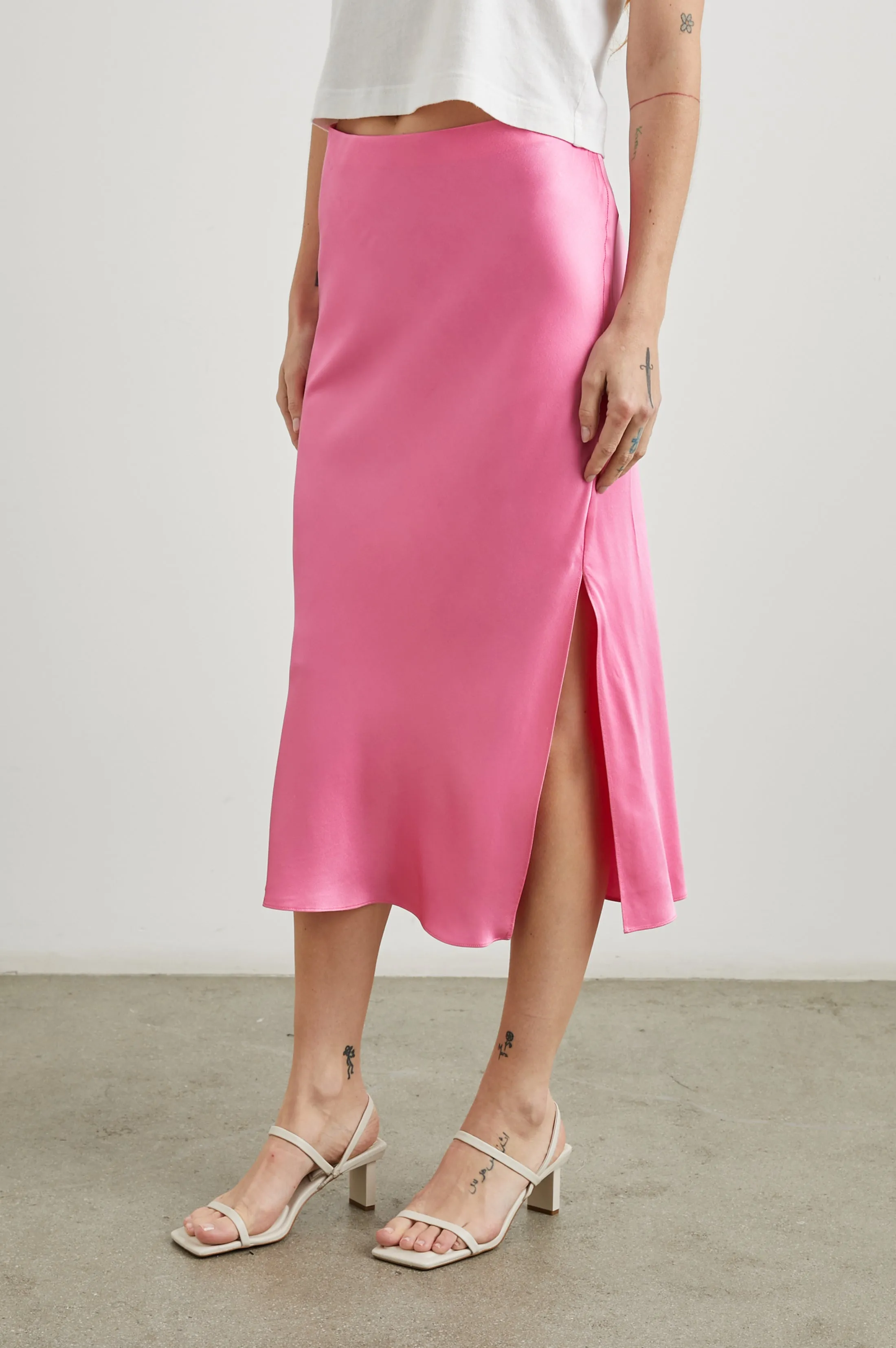 MAYA SKIRT - MALIBU PINK